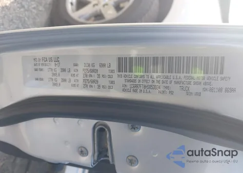 2017 Ram 1500 Express 4X4 6'4 Box z USA, uszkodzony, nr VIN 1C6RR7FT0HS853934